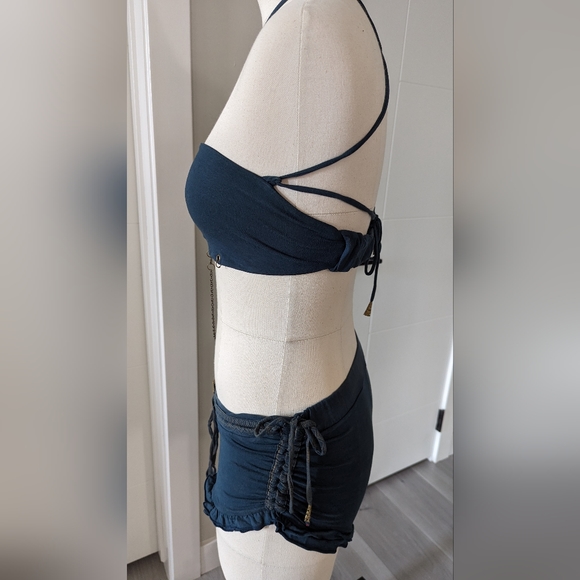 Bandeau top and shorts set - Picture 2 of 9